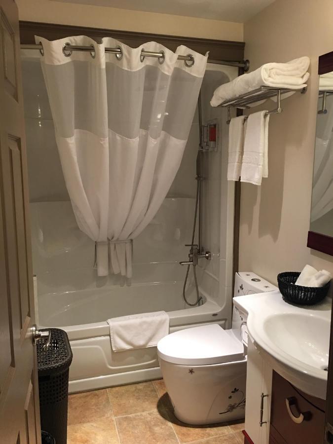 The Greensboro Inn New Minas Экстерьер фото